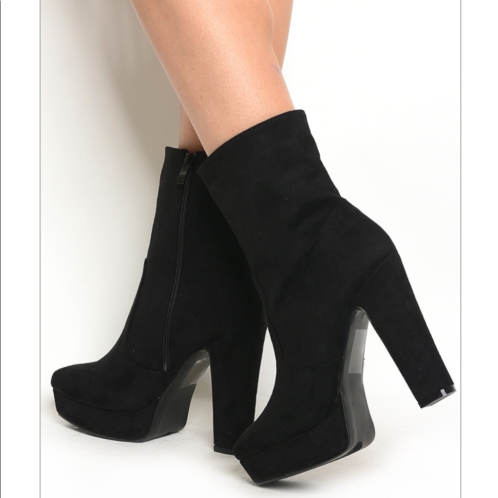 Black Heeled Booties/Ankle Boots